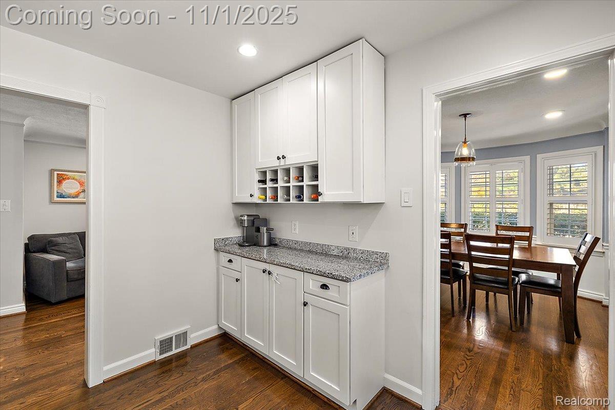 2136 Bonnieview Drive