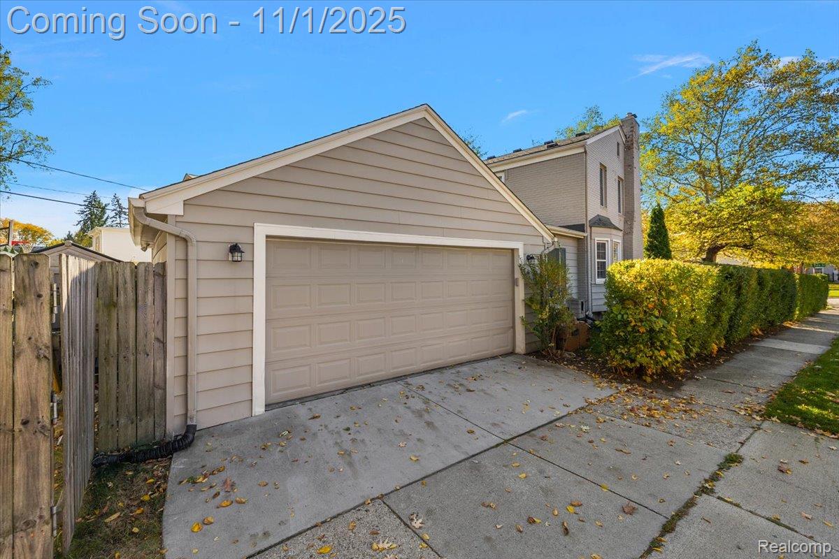 2136 Bonnieview Drive