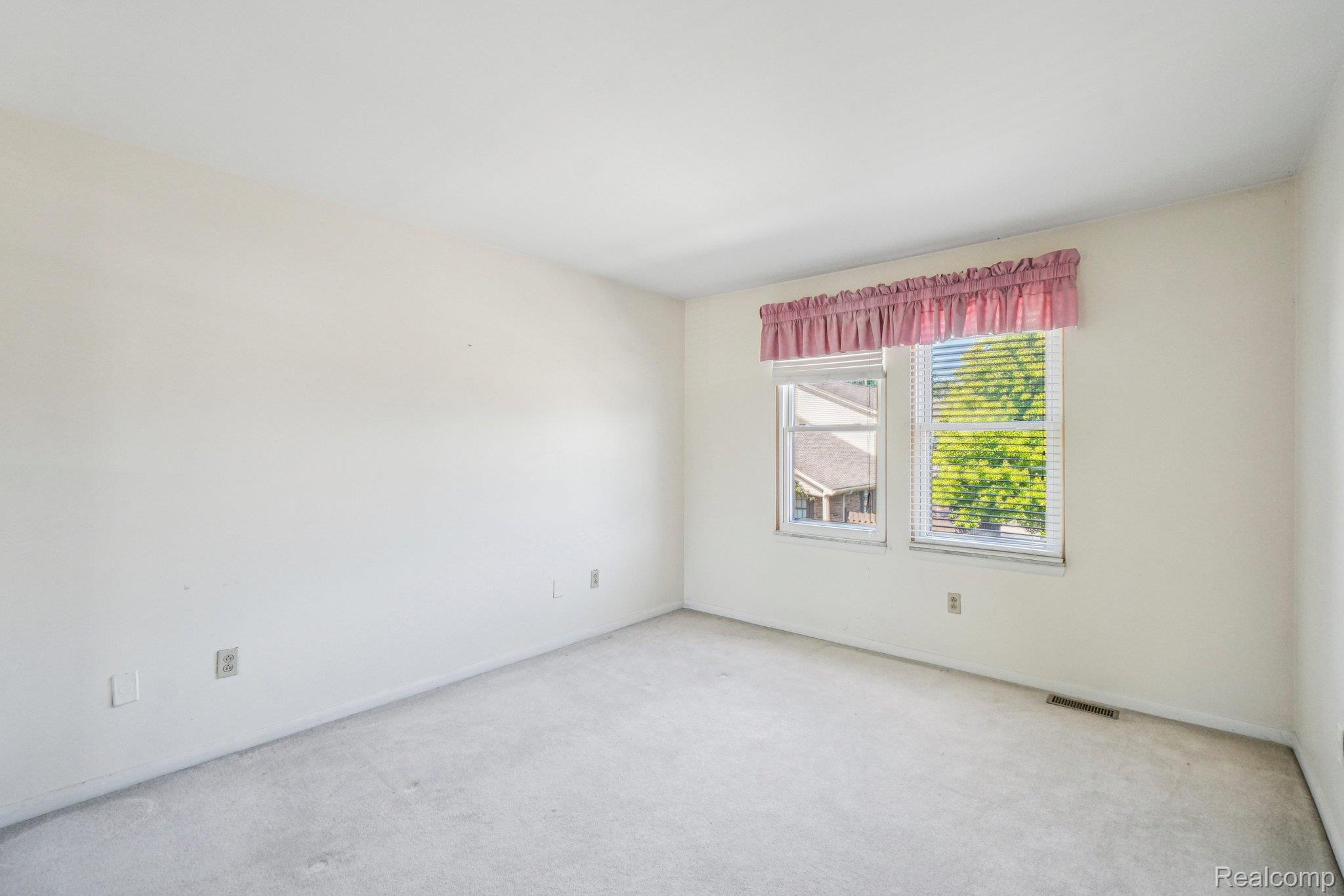 31477 Bear Creek Boulevard