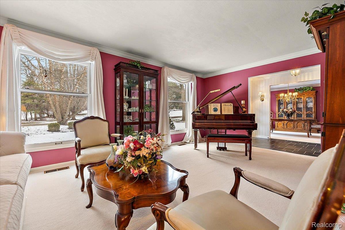 1932 Shore Hill Drive