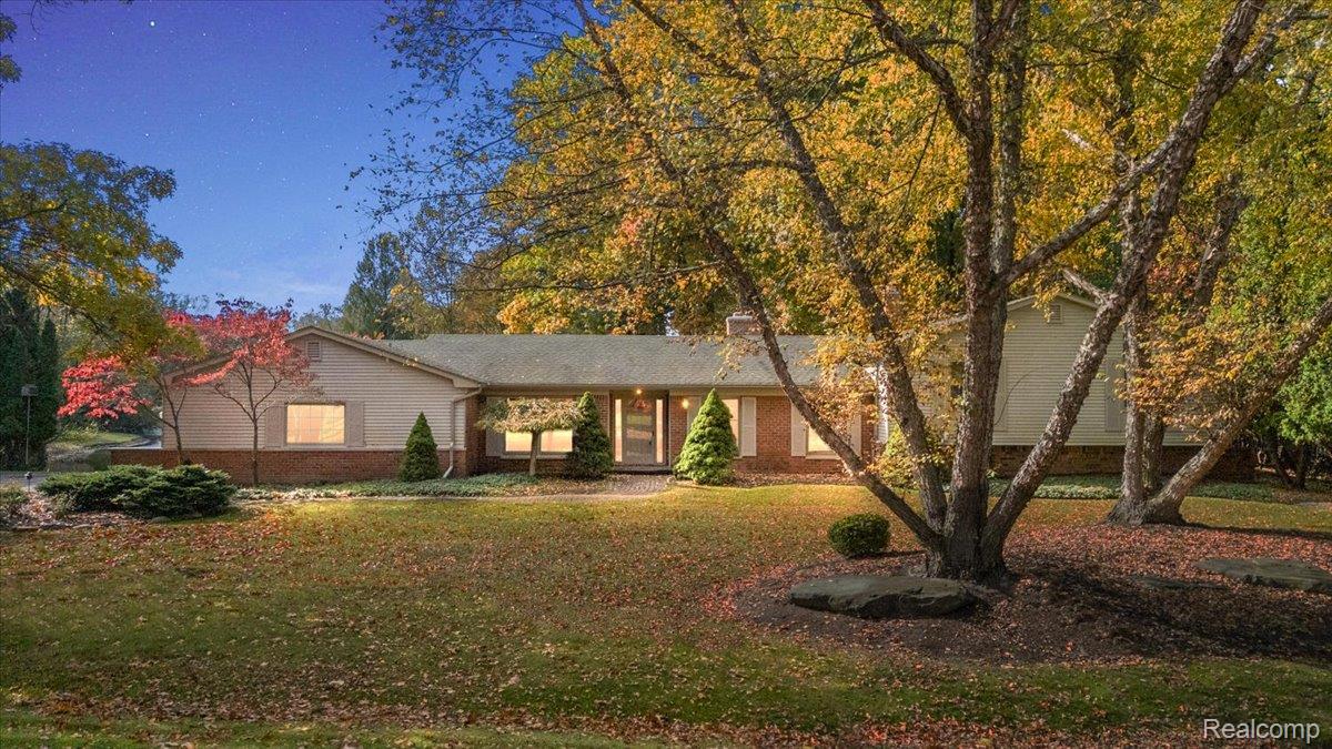 1932 Shore Hill Drive
