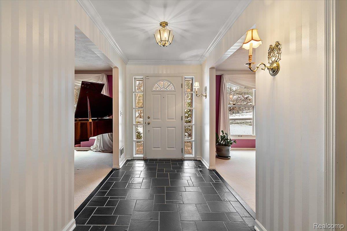 1932 Shore Hill Drive