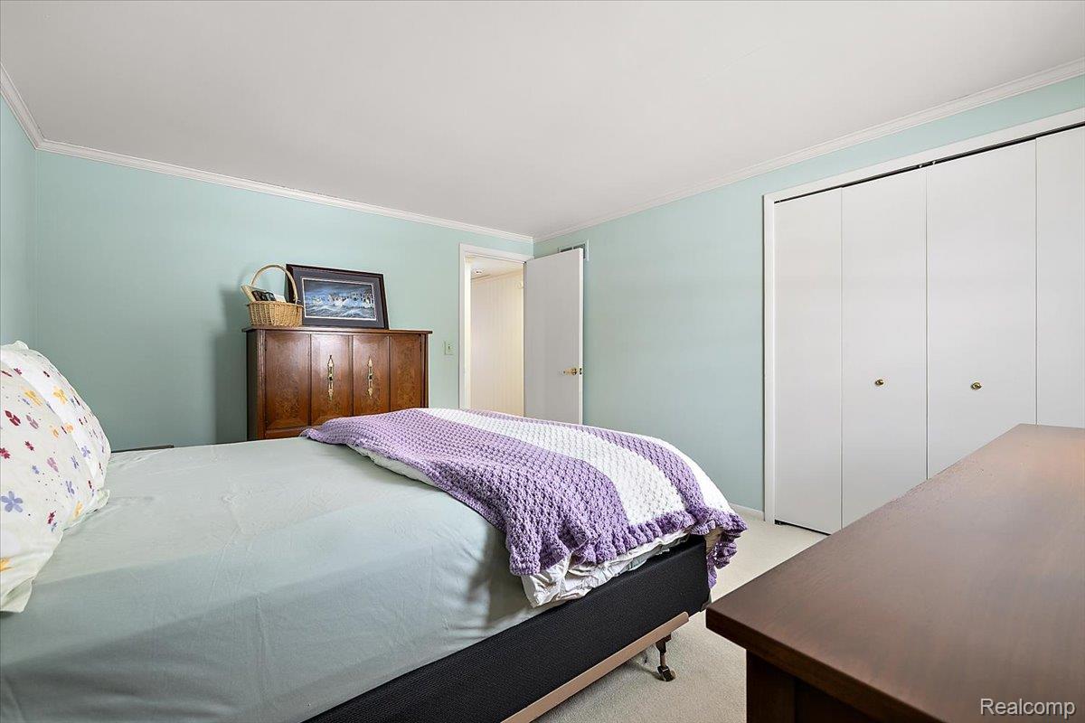 1932 Shore Hill Drive