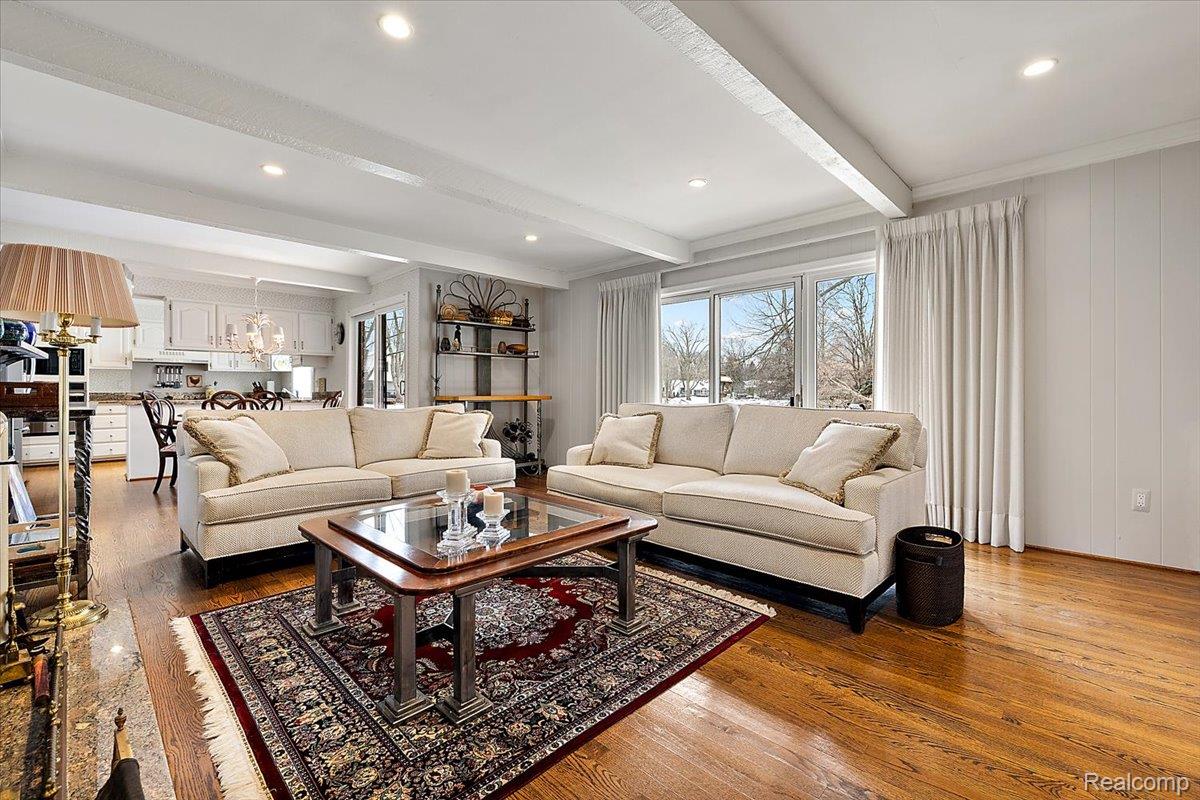 1932 Shore Hill Drive