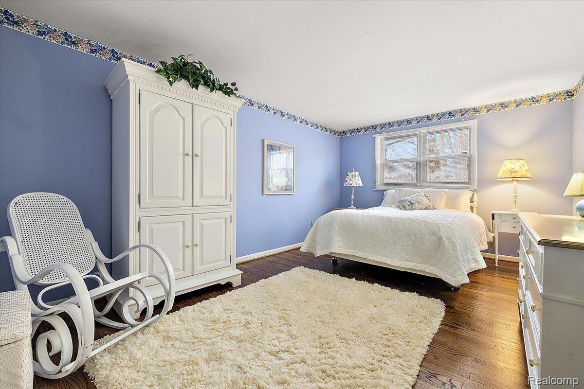 1932 Shore Hill Drive