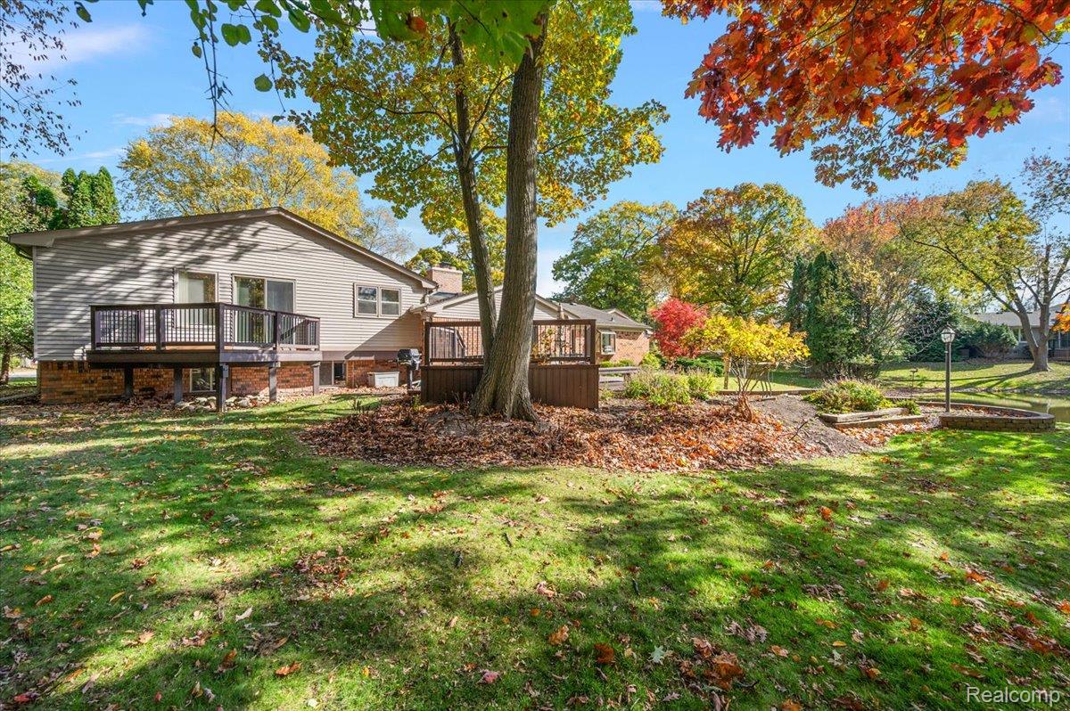 1932 Shore Hill Drive