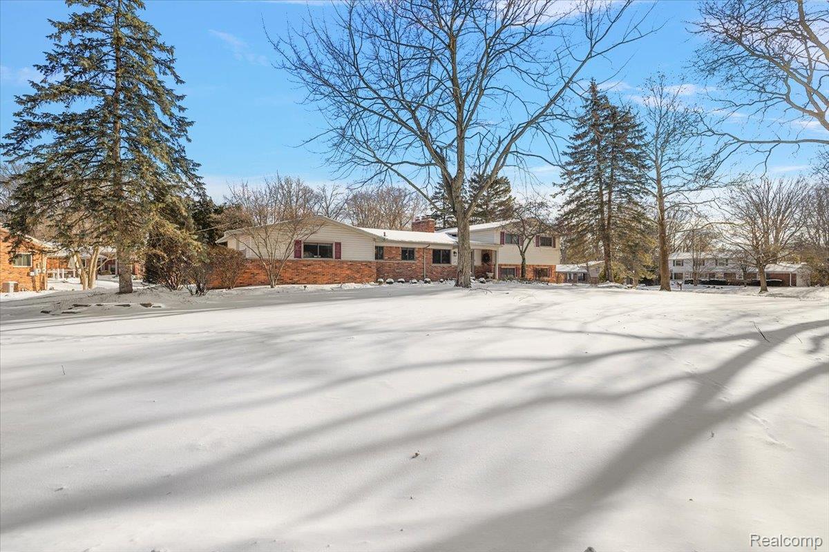 5193 Kellen Lane