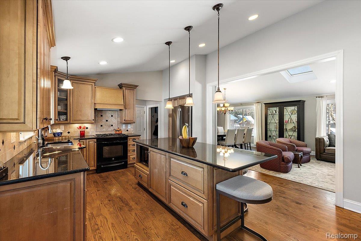 5193 Kellen Lane