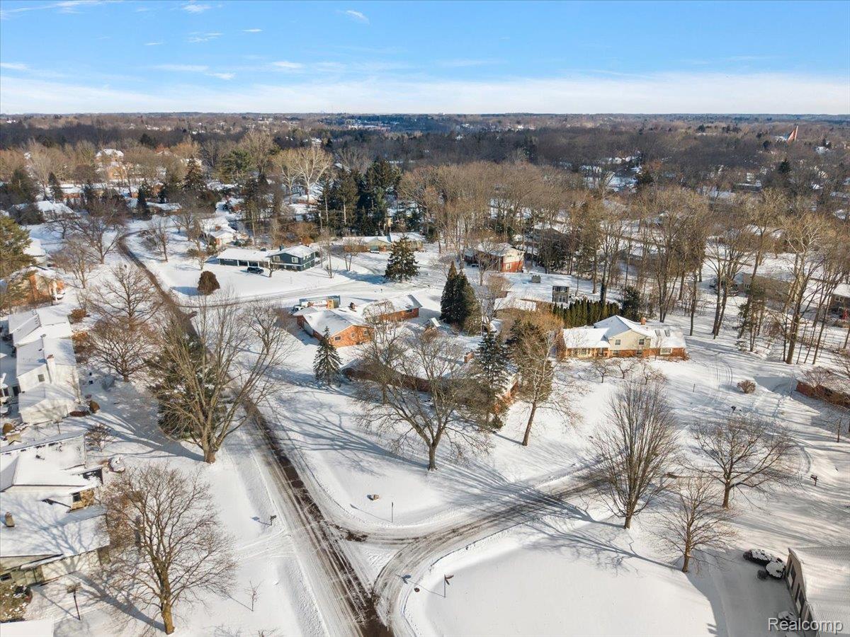 5193 Kellen Lane