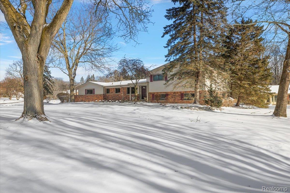 5193 Kellen Lane