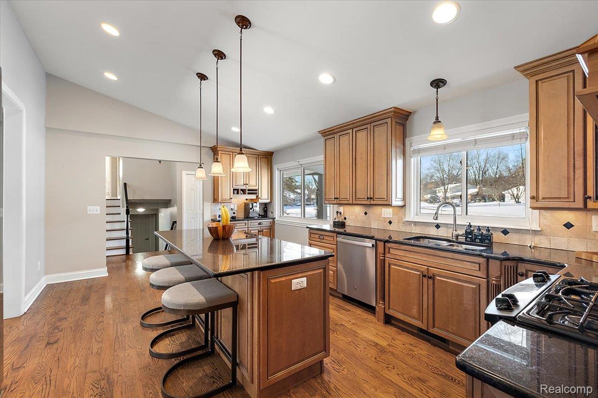 5193 Kellen Lane