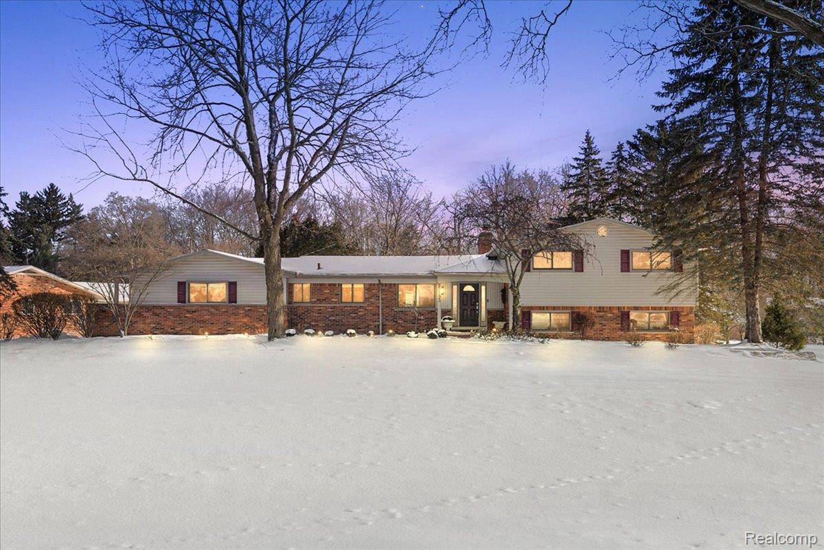 5193 Kellen Lane