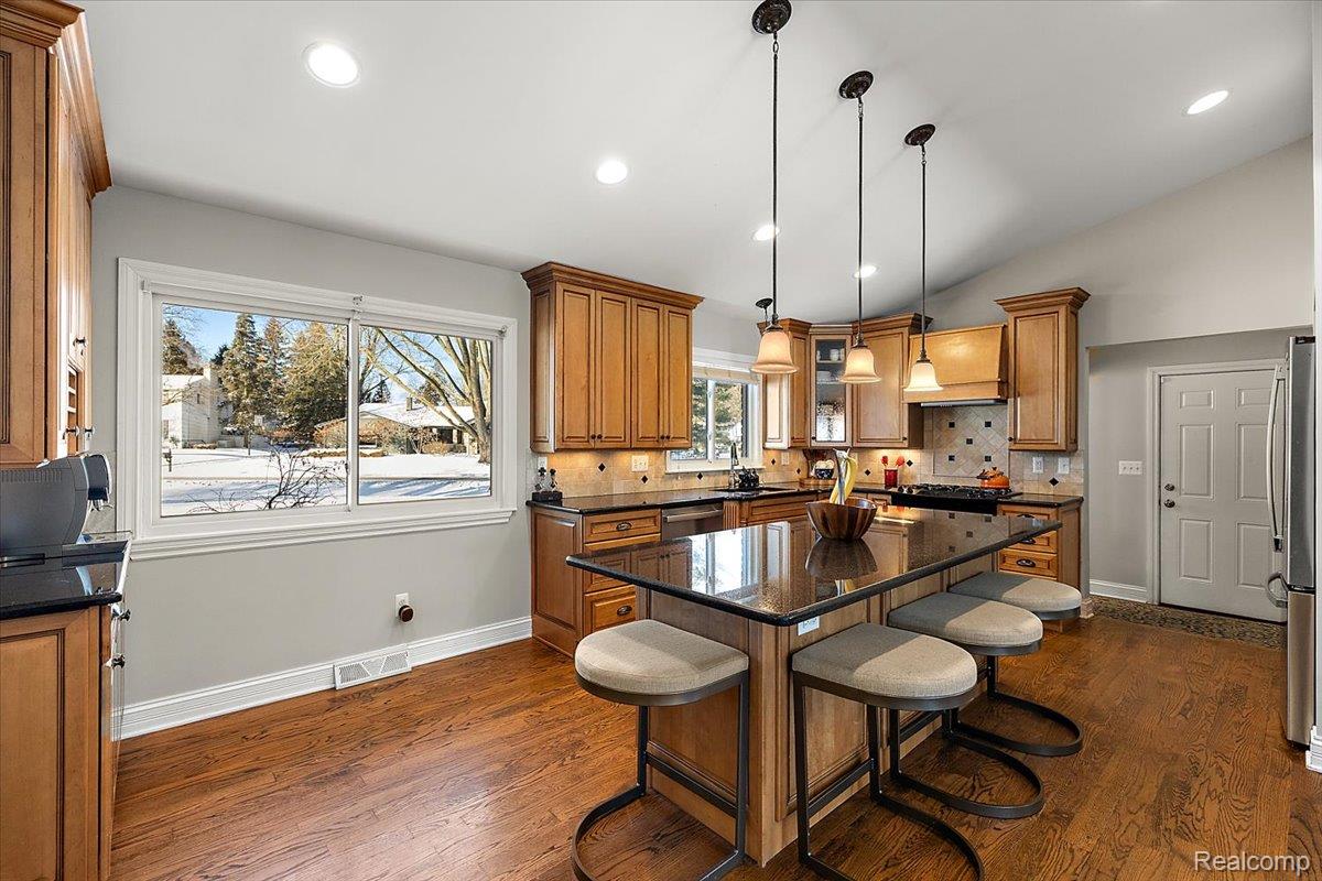 5193 Kellen Lane