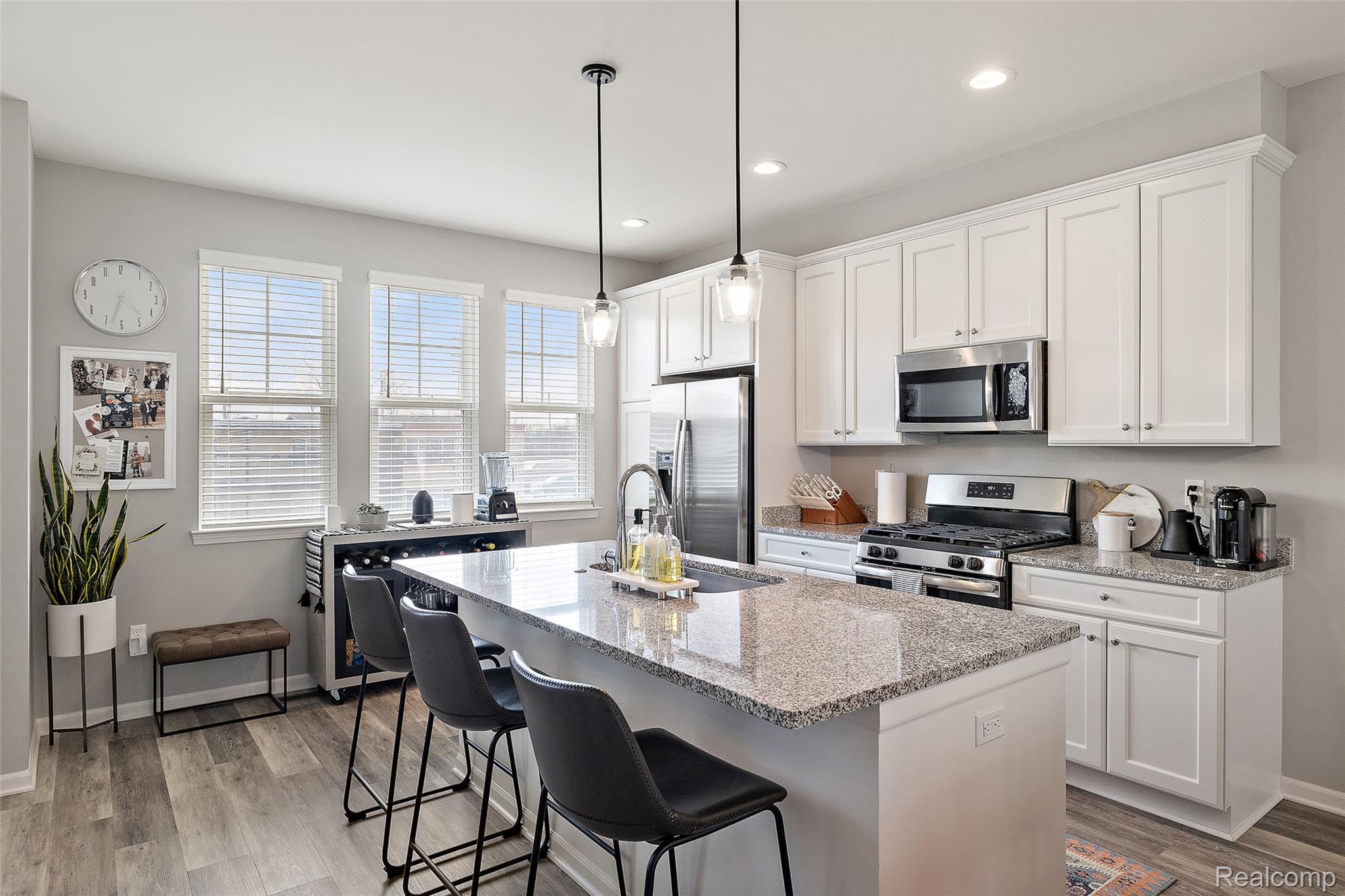 2500 Normandy Road 13