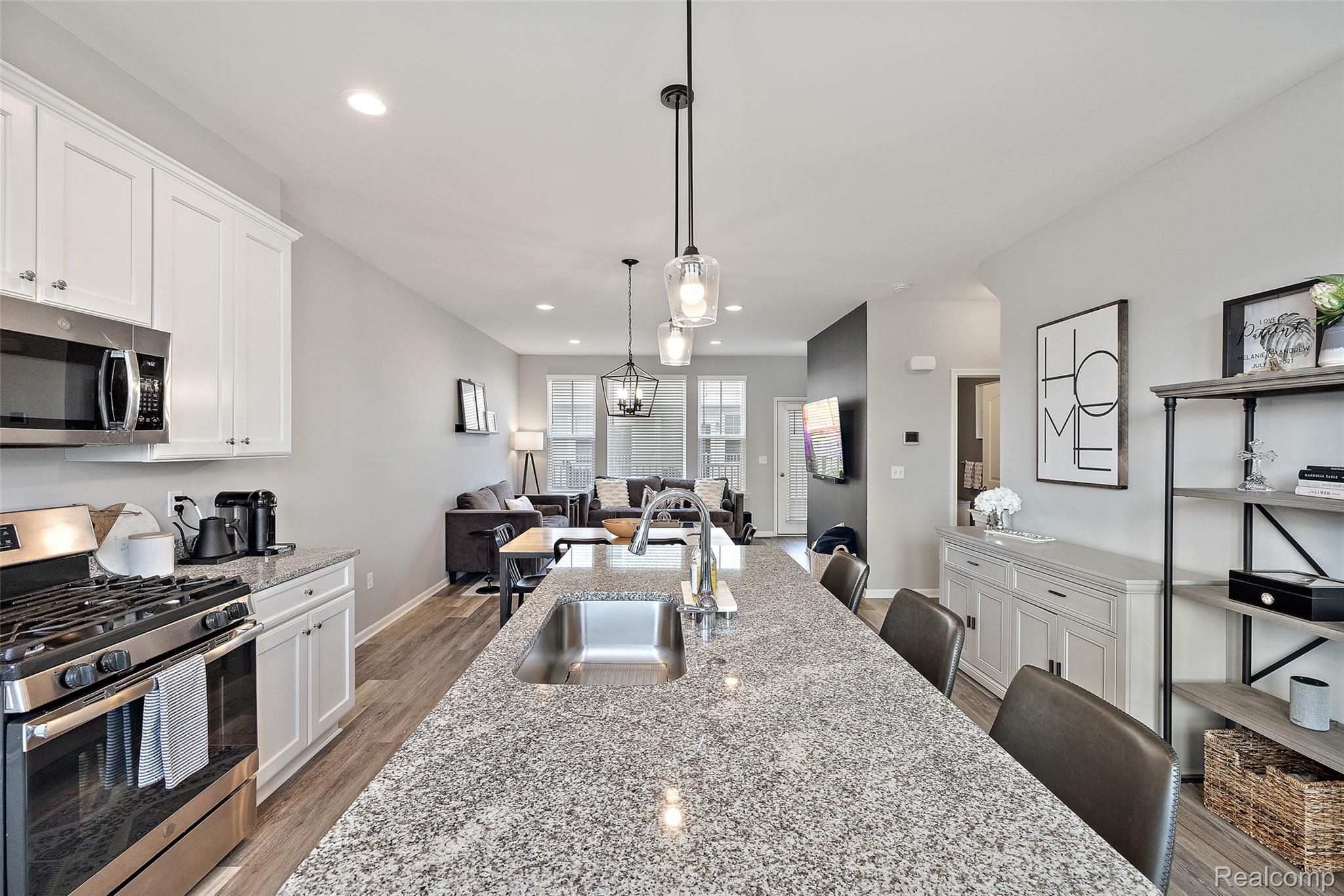 2500 Normandy Road 13