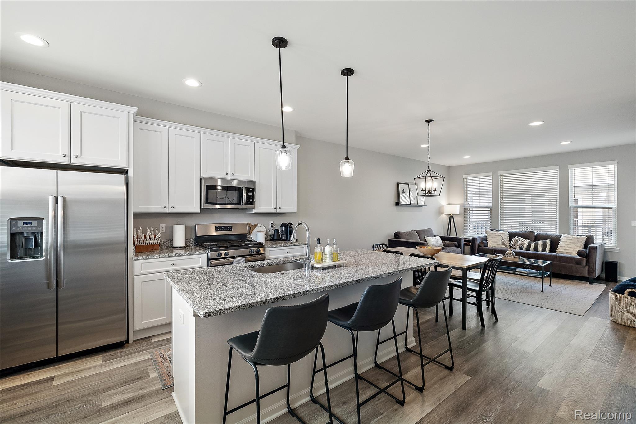 2500 Normandy Road 13