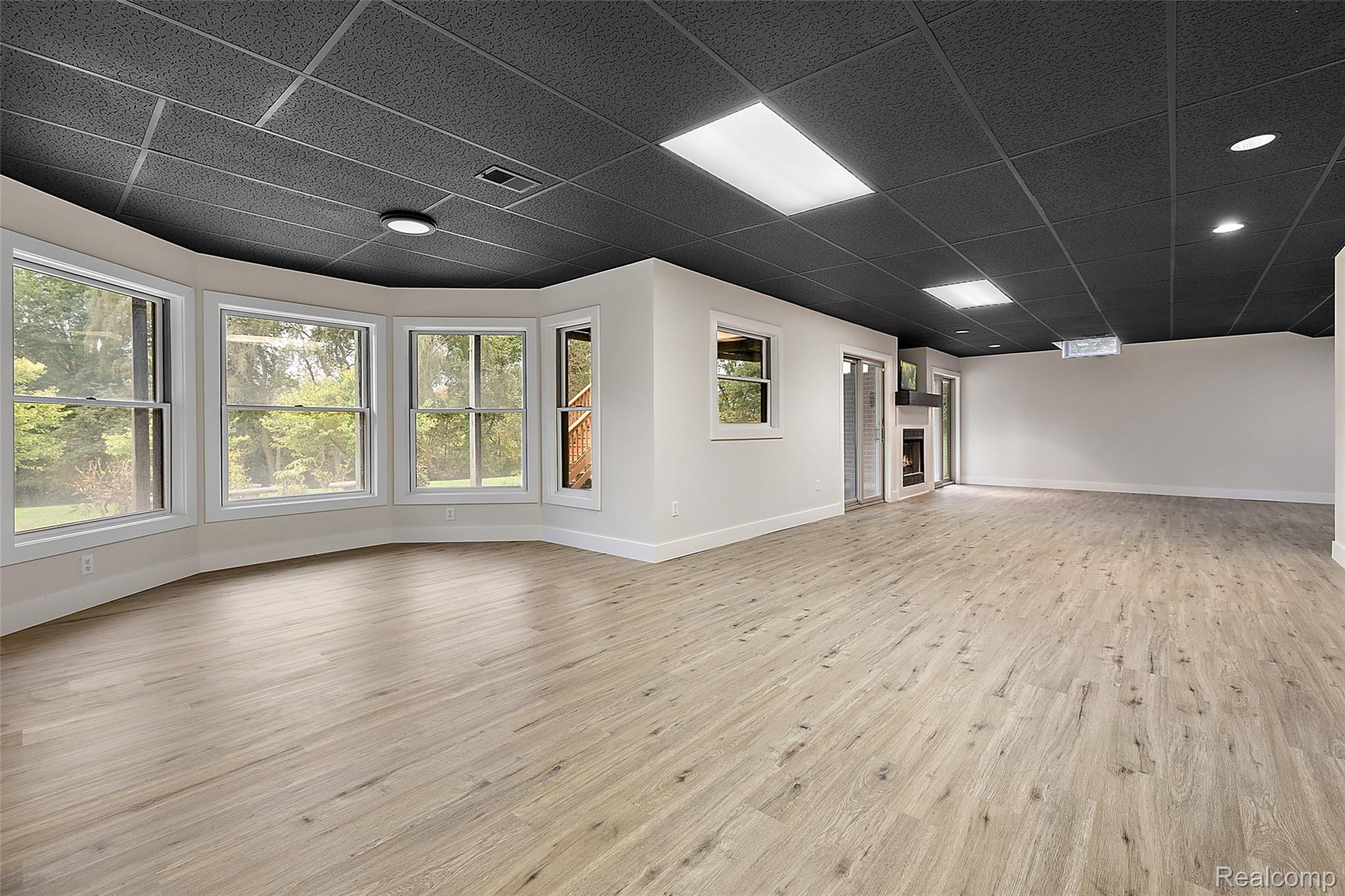 190 Sequoia Lane