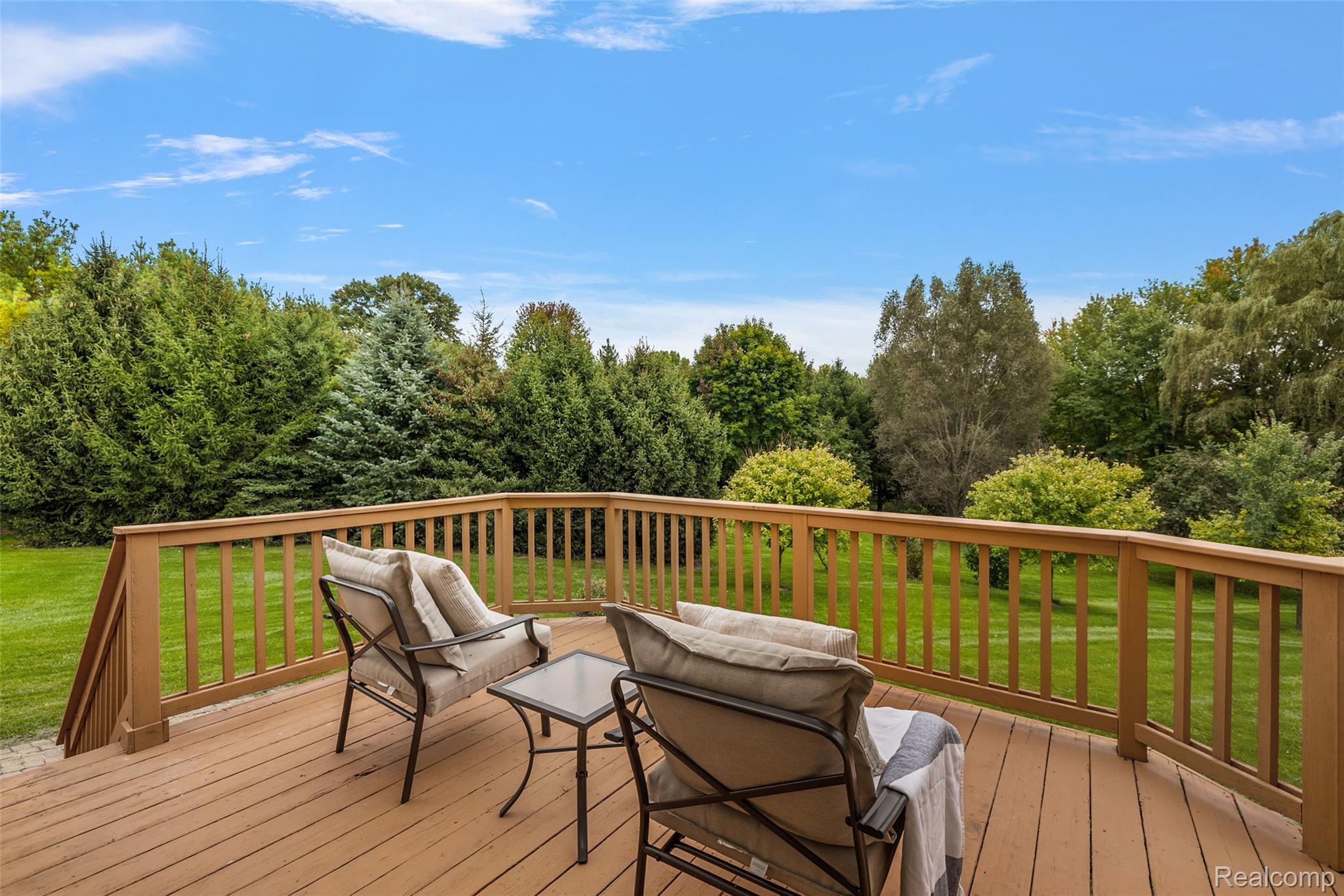 190 Sequoia Lane