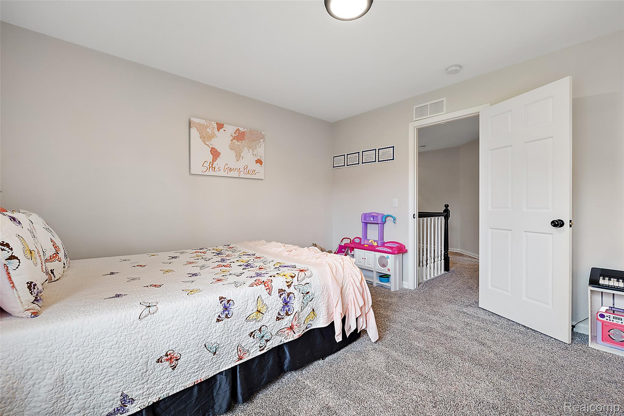 190 Sequoia Lane