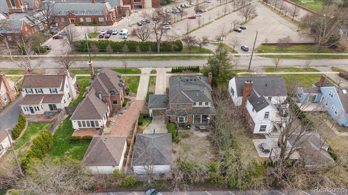 270 Pleasant Street
