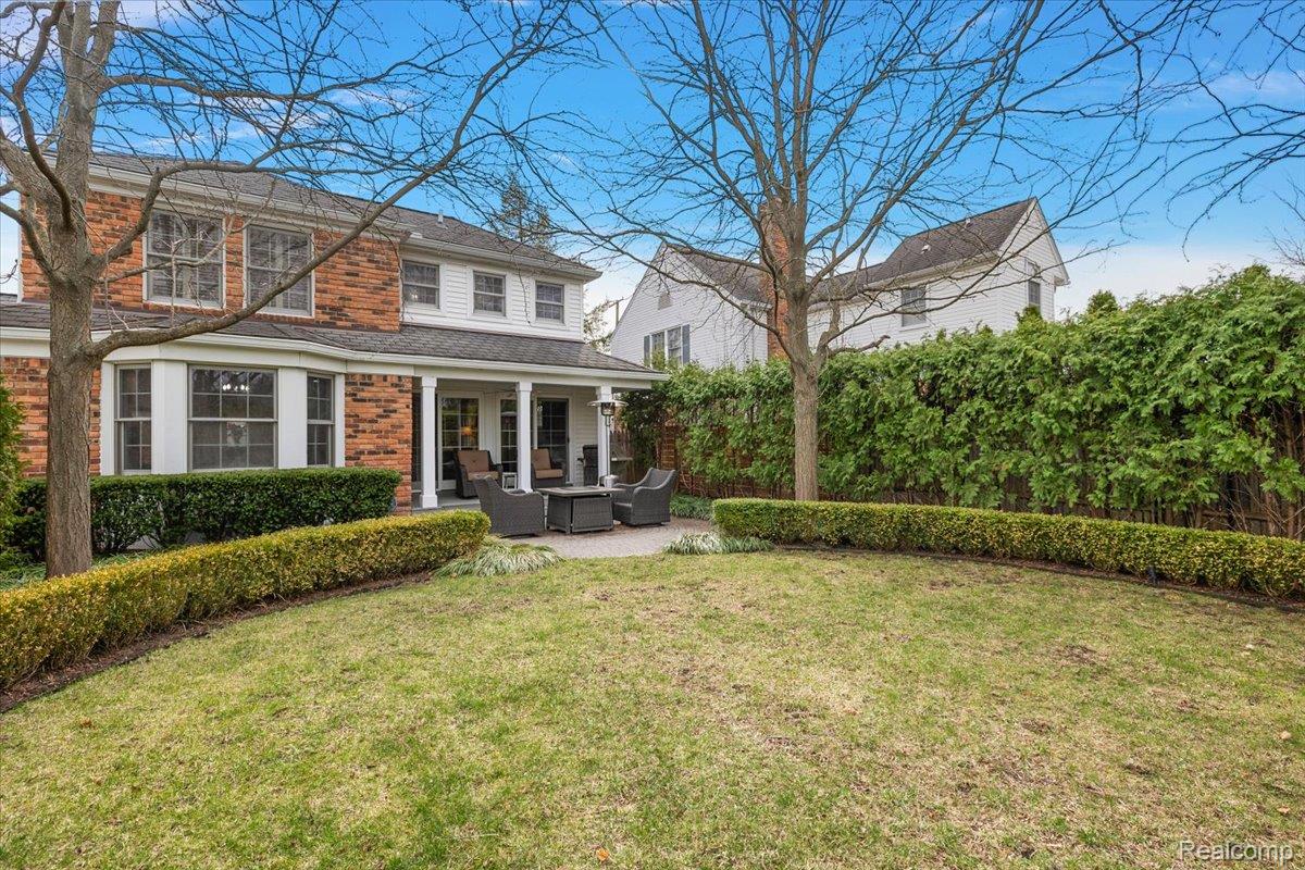 270 Pleasant Street