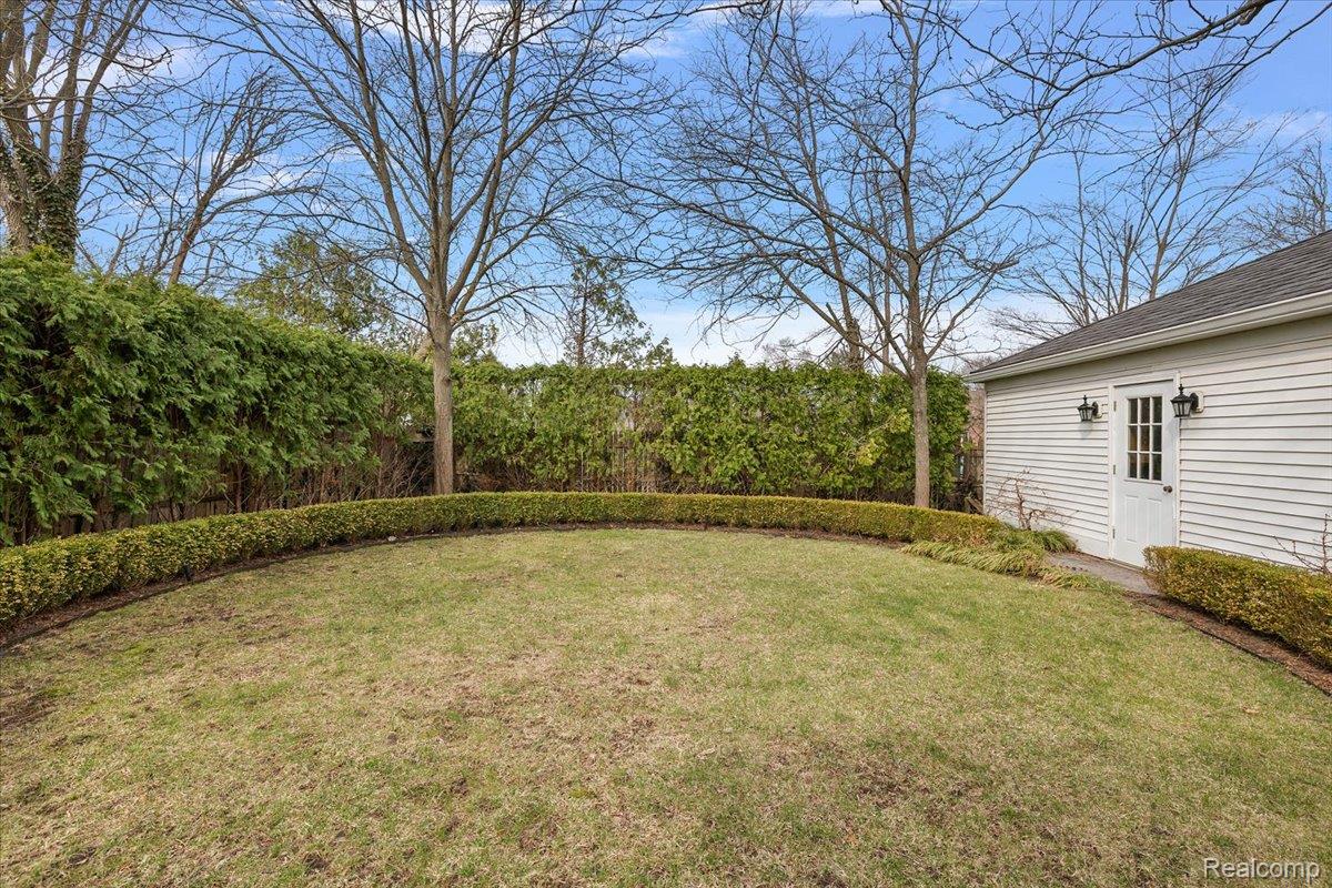 270 Pleasant Street