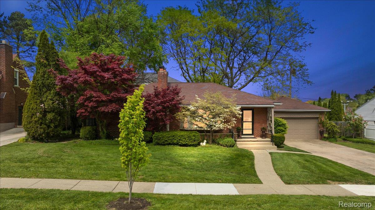 4374 Arden Place
