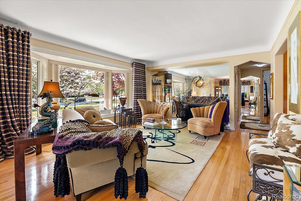 4374 Arden Place