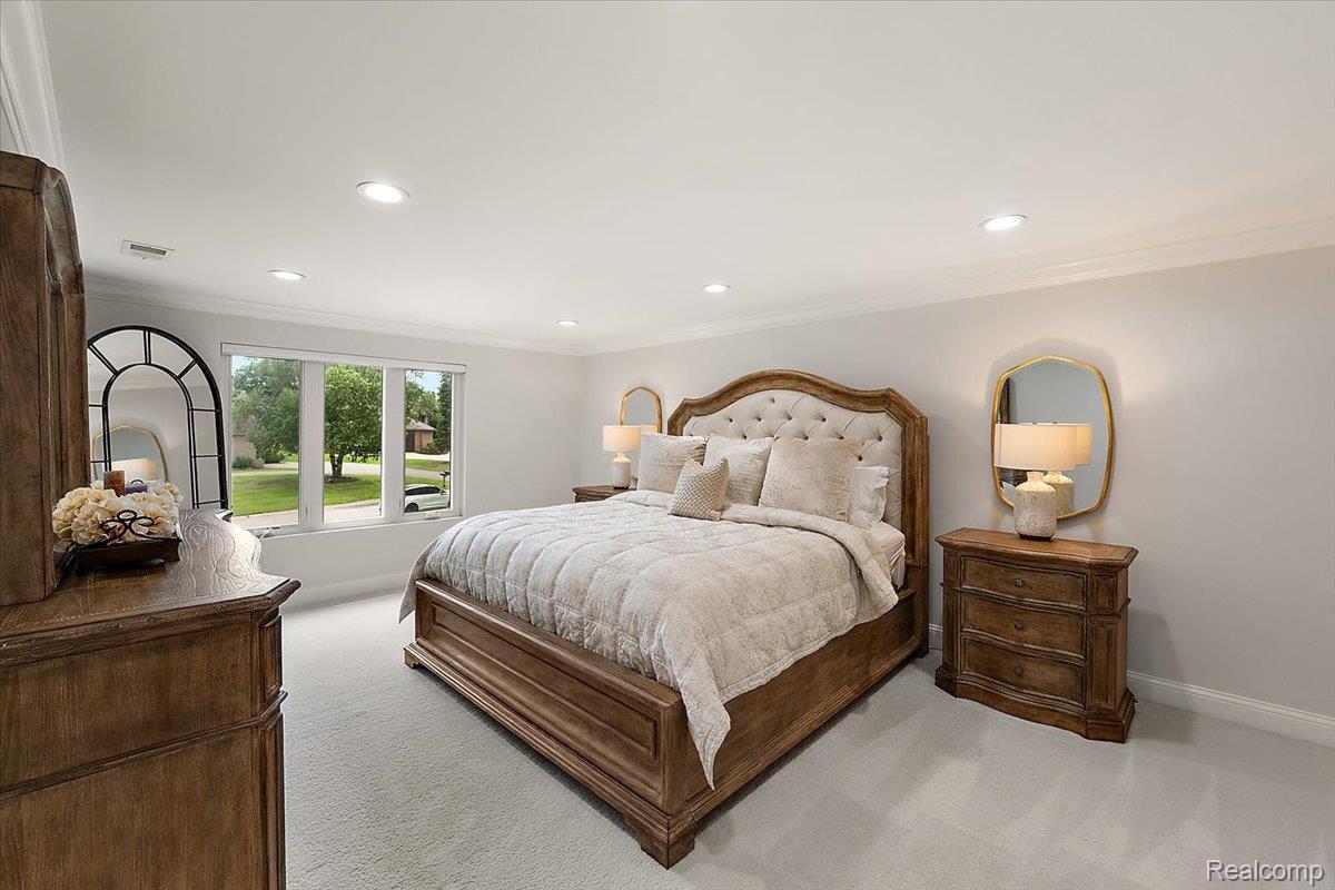 2118 Coach Way Court