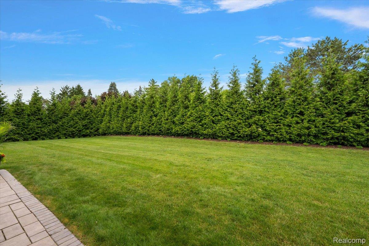 2118 Coach Way Court