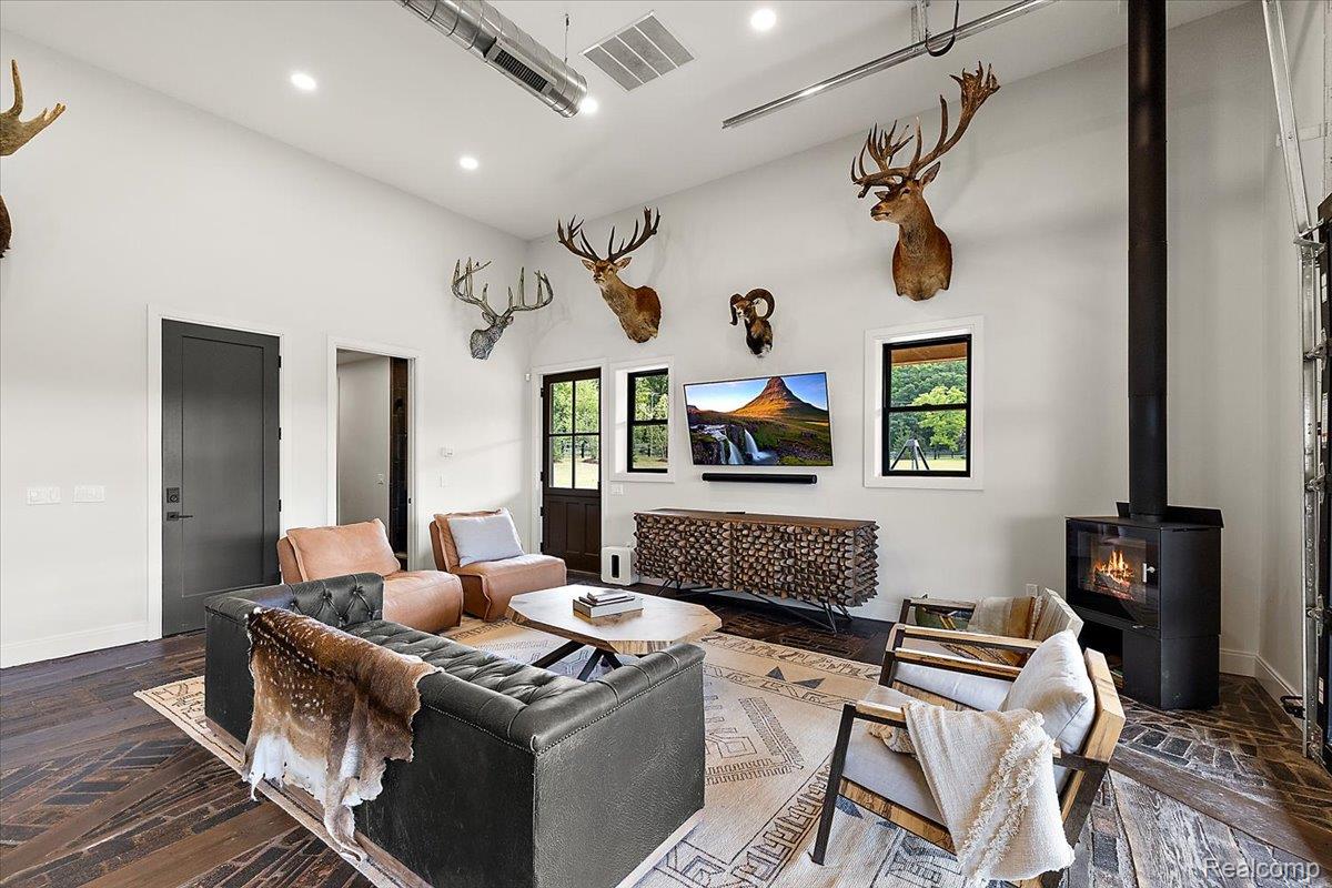 3697 Mitchell Road