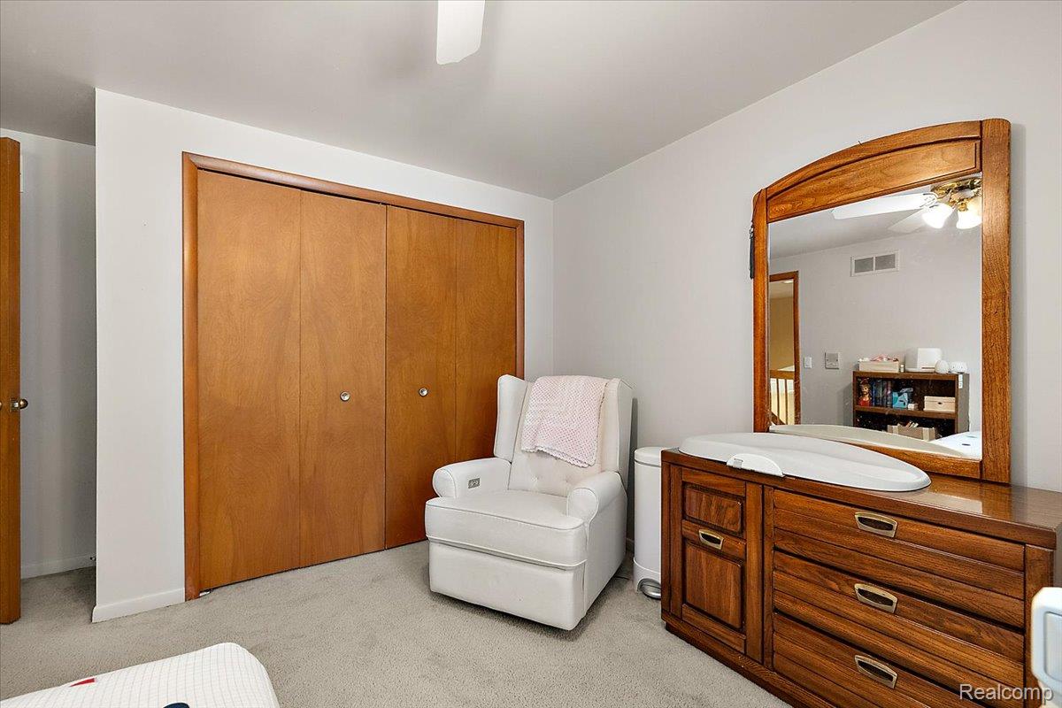57 Streamview DR
