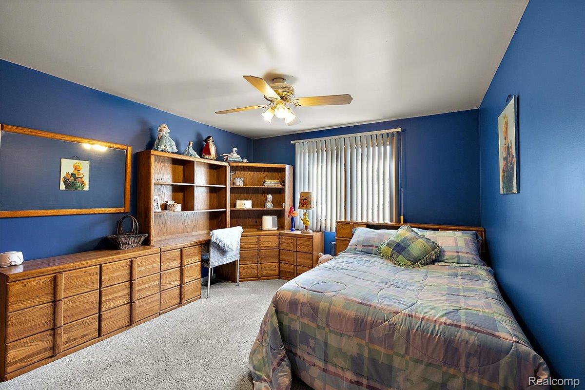 57 Streamview DR