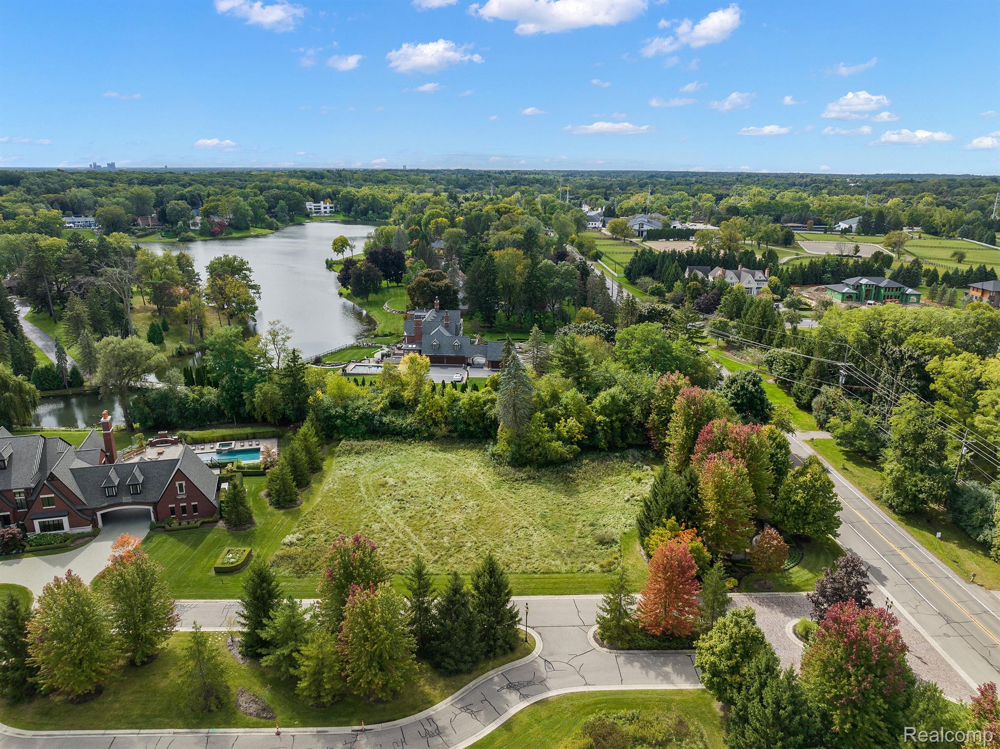 100 BRIDGEVIEW Drive