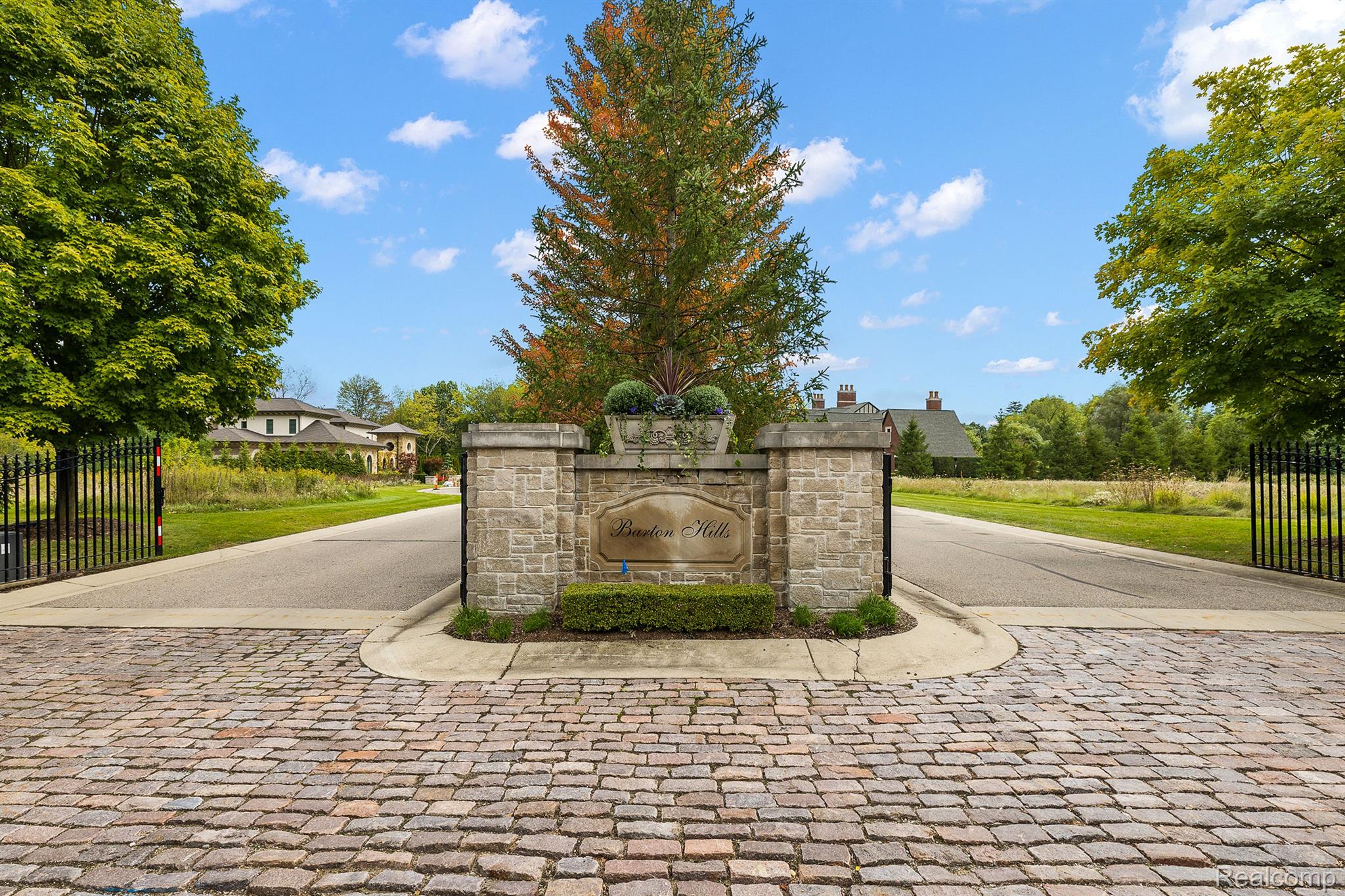 100 BRIDGEVIEW Drive