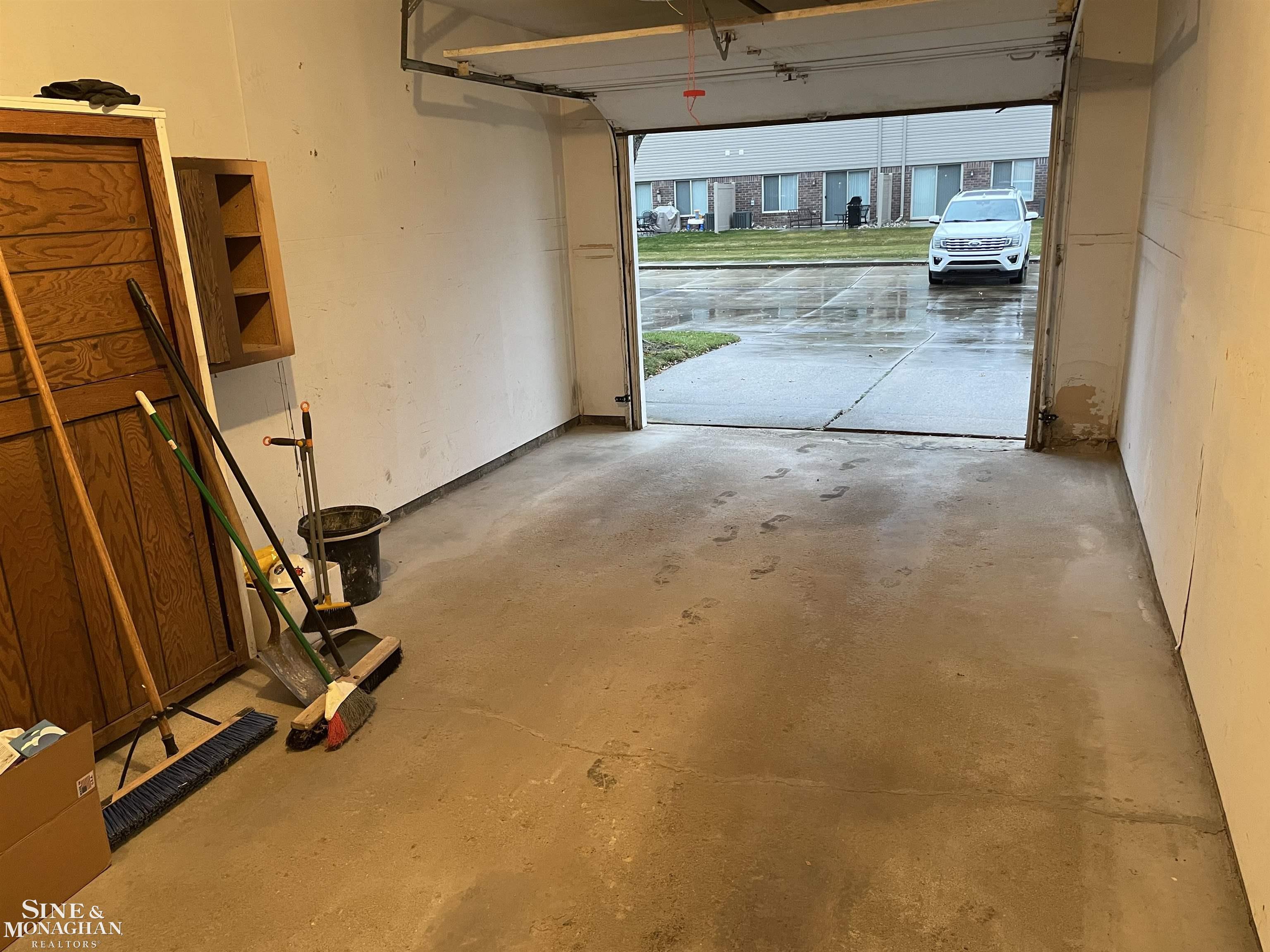 42423 W Eldon Street