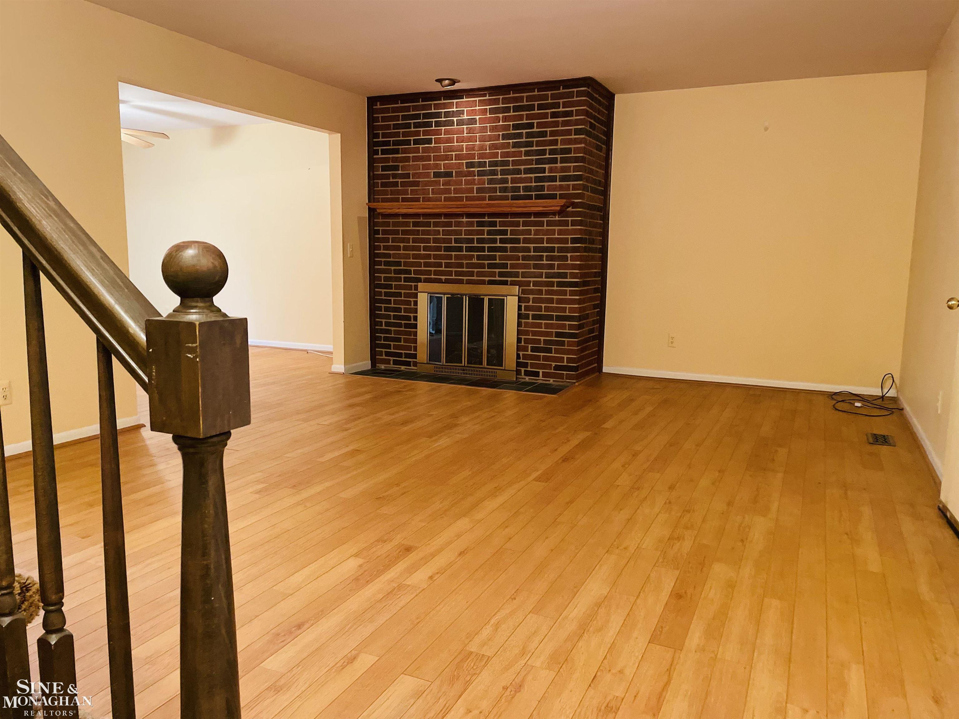 42423 W Eldon Street