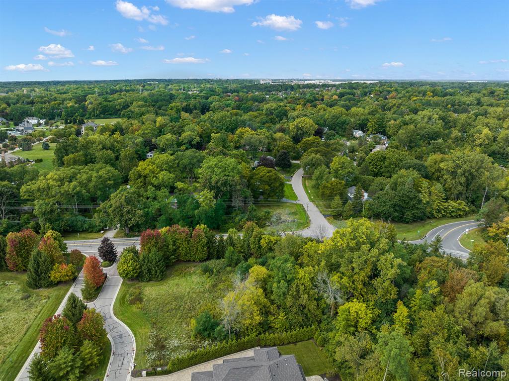 115 Bridgeview Drive