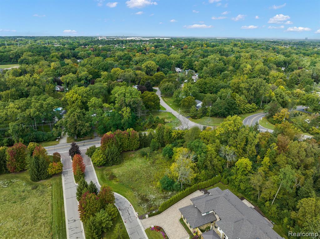 115 Bridgeview Drive