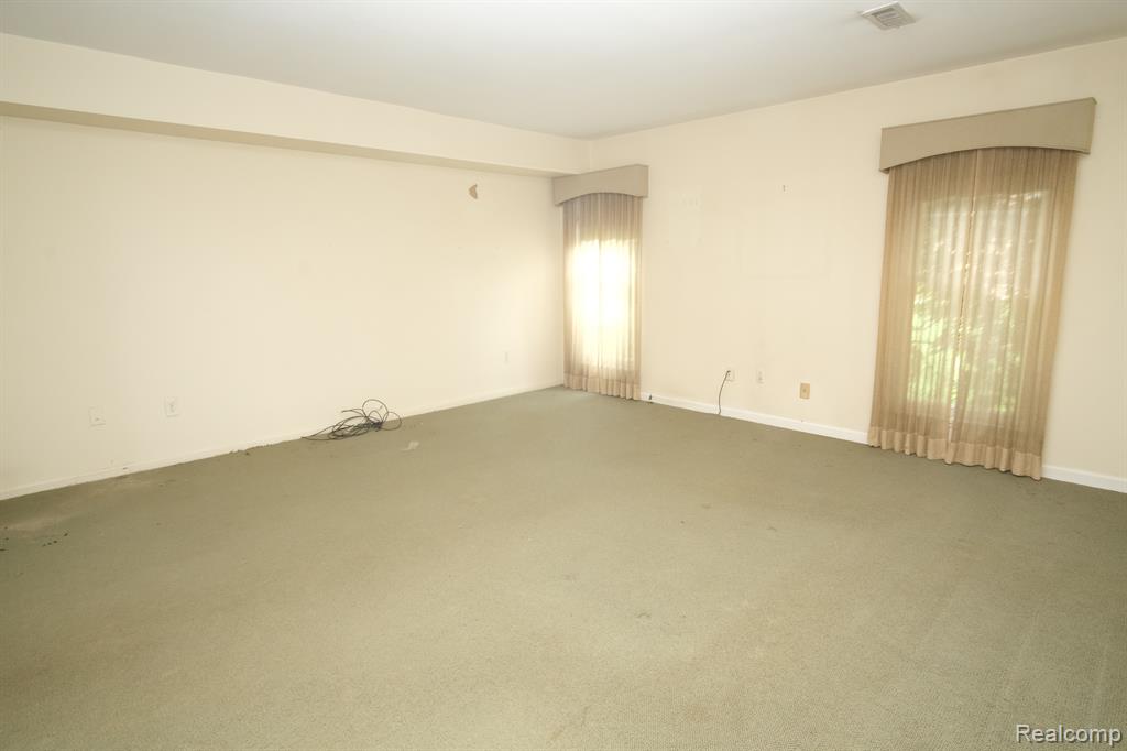 2678 Williamsburg Circle