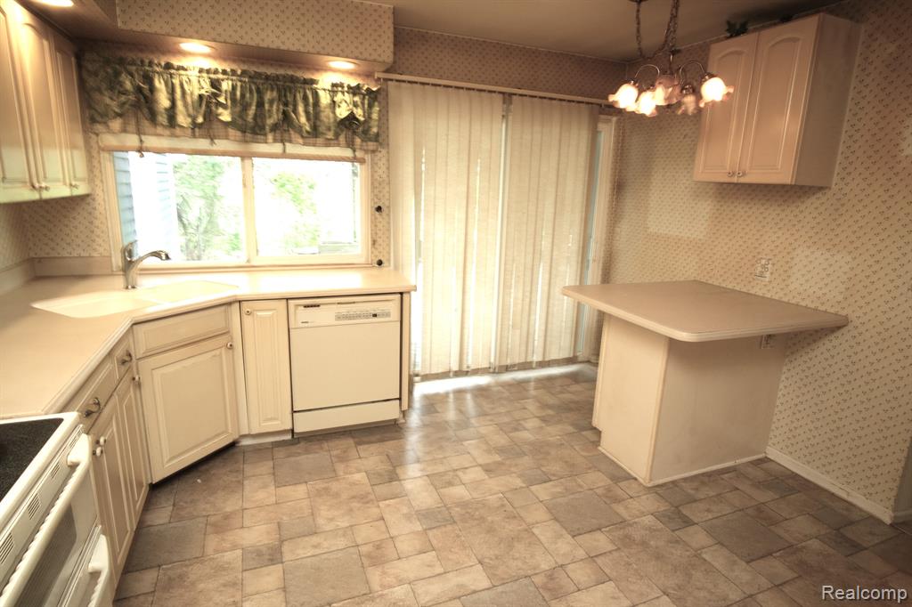 2678 Williamsburg Circle