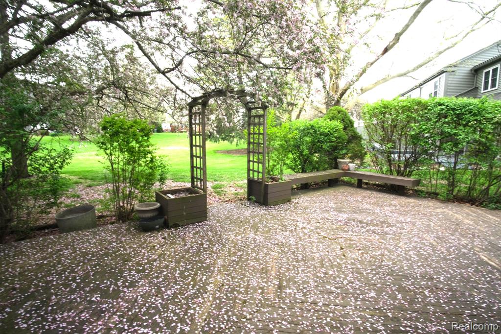 2678 Williamsburg Circle