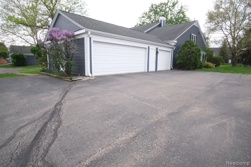 2678 Williamsburg Circle