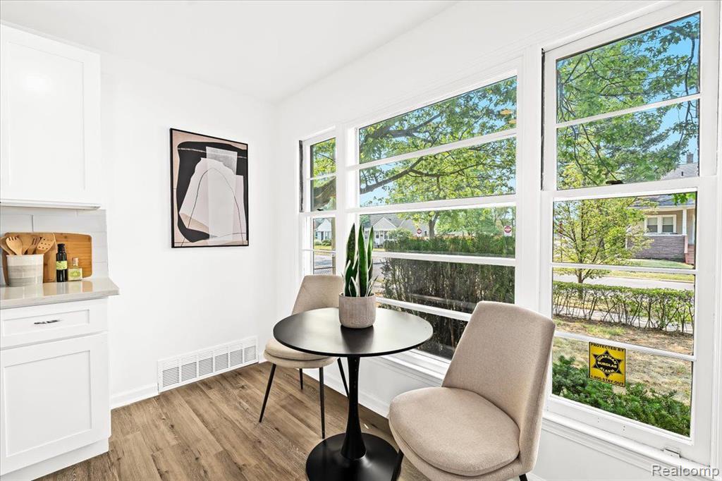 1406 W Marshall Street