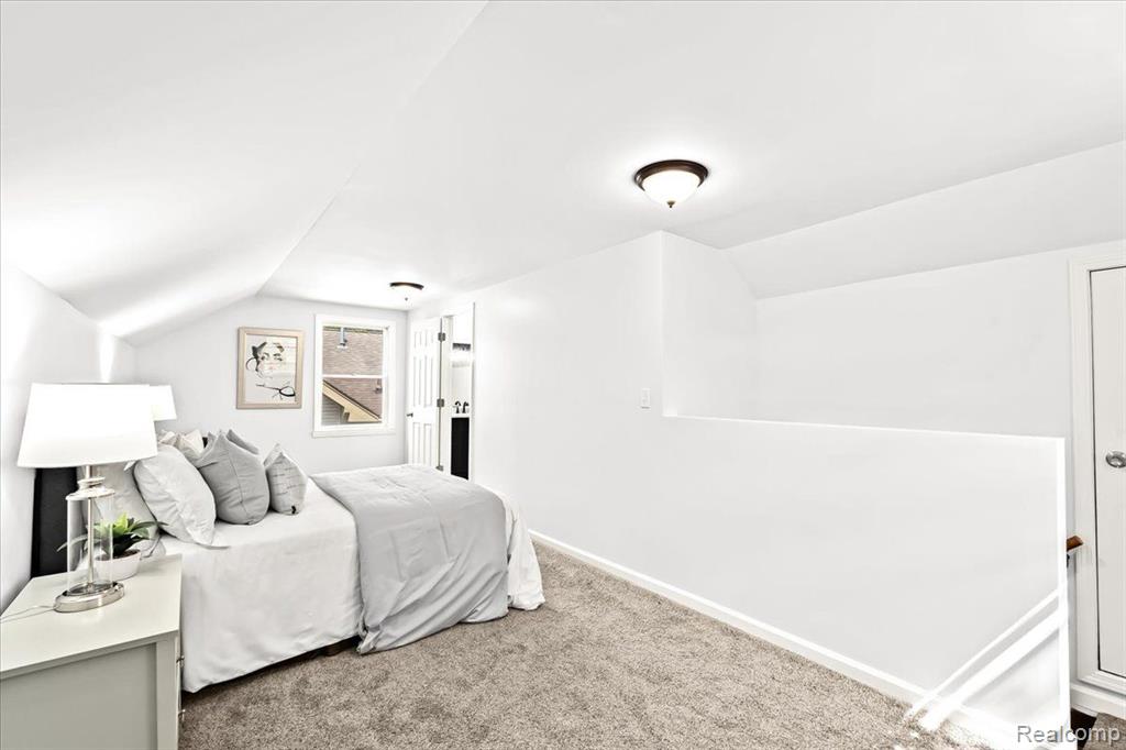 1406 W Marshall Street