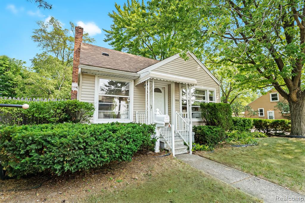 1406 W Marshall Street