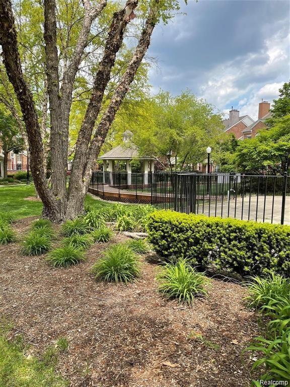 1572 Maryland Club Drive