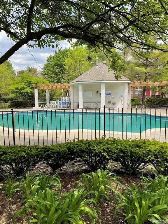 1572 Maryland Club Drive