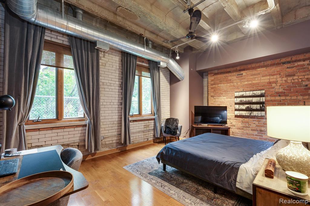 627 W Alexandrine Street # 8