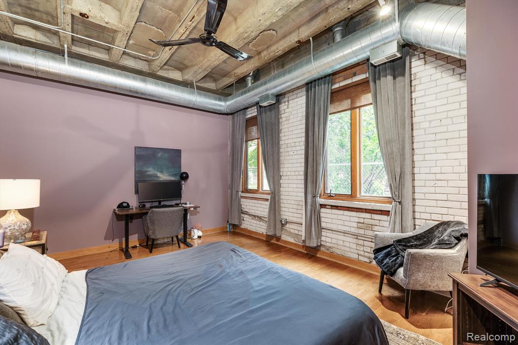 627 W Alexandrine Street # 8